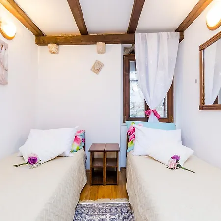 Holiday Home St George Ragusa Esterno foto